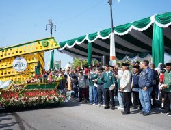 Kota Pontianak Padukan Budaya Melayu dan Syiar Islam Lewat Mobil Hias Tanjak di MTQ Kalbar