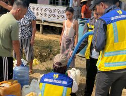 BWS Kalimantan I Intensif Salurkan Bantuan Air Bersih ke Wilayah Terdampak Kekeringan di Kalbar