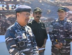 Bantuan Terus Mengalir, TNI AL dari Papua Bawa 40 Ton Logistik ke Nagekeo