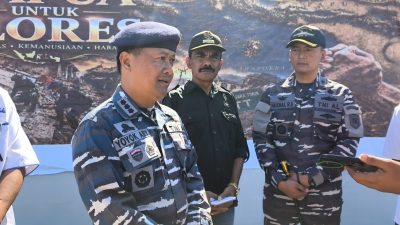 Bantuan Terus Mengalir, TNI AL dari Papua Bawa 40 Ton Logistik ke Nagekeo