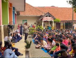 Cegah Bullying dan Pelecehan Seksual, Satbinmas Polresta Tanjungpinang Beri Penyuluhan kepada Pelajar SMPN 1